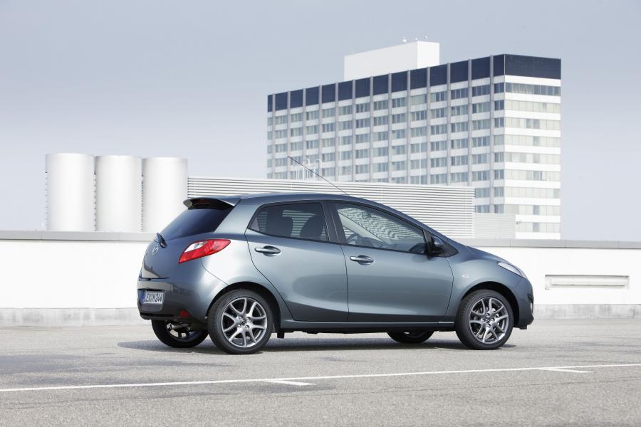  Mazda2 Edition 40 2012 года  (фото 4 из 8)